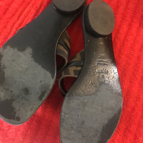 FENDI slides - Picture 4 of 5